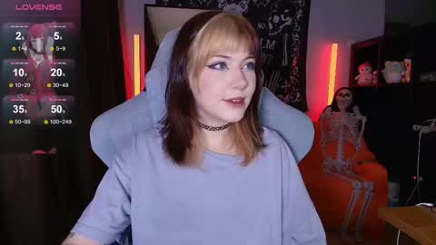 Tori online show from November 2025 10:15:01 AM