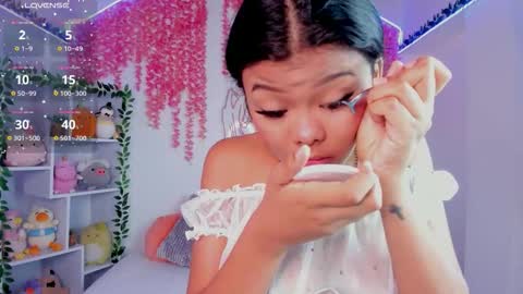 Snapshot of _hanna_sky chatting on November 2025 05:35:01 PM Hanna Botero online show from November 2025 05:35:01 PM