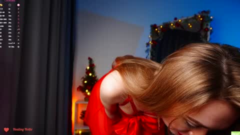 Snapshot of _healing_hottie_ chatting on December 2024 10:28:01 PM Veronica online show from December 2024 10:28:01 PM