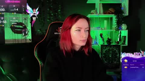 Snapshot of _helencarter chatting on December 2024 08:44:01 PM Helen Carter 3 Next stream 2330 MSC online show from December 2024 08:44:01 PM