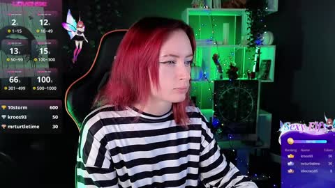 Snapshot of _helencarter chatting on December 2024 11:51:01 PM Helen Carter 3 Next stream 2330 MSC online show from December 2024 11:51:01 PM