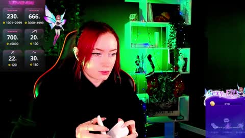 Snapshot of _helencarter chatting on December 2024 08:43:02 PM Helen Carter 3 Next stream 2330 MSC online show from December 2024 08:43:02 PM