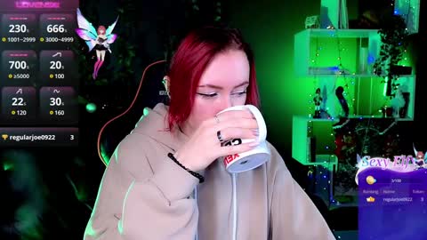 Snapshot of _helencarter chatting on December 2024 08:43:01 PM Helen Carter 3 Next stream 2330 MSC online show from December 2024 08:43:01 PM