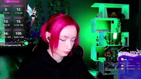 Snapshot of _helencarter chatting on December 2024 08:49:01 PM Helen Carter 3 Next stream 2330 MSC online show from December 2024 08:49:01 PM