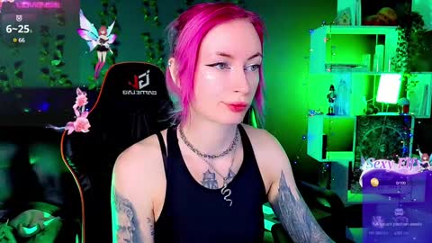 Snapshot of _helencarter chatting on January 2025 08:41:01 PM Helen Carter 3 Next stream 2330 MSC online show from January 2025 08:41:01 PM