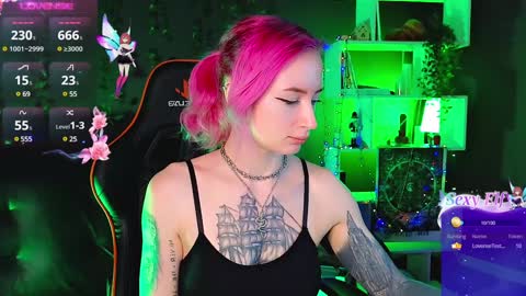 Snapshot of _helencarter chatting on January 2025 08:49:02 PM Helen Carter 3 Next stream 2330 MSC online show from January 2025 08:49:02 PM