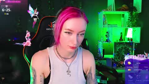 Snapshot of _helencarter chatting on January 2025 08:47:01 PM Helen Carter 3 Next stream 2330 MSC online show from January 2025 08:47:01 PM