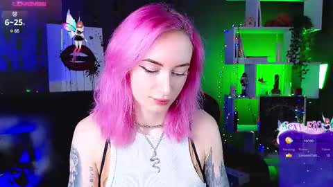 Snapshot of _helencarter chatting on February 2025 08:31:01 PM Helen Carter 3 Next stream 2330 MSC online show from February 2025 08:31:01 PM