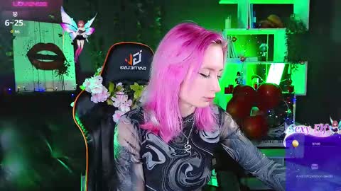 Snapshot of _helencarter chatting on February 2025 08:47:01 PM Helen Carter 3 Next stream 2330 MSC online show from February 2025 08:47:01 PM