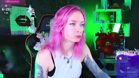 Snapshot of _helencarter chatting on February 2025 08:47:02 PM Helen Carter 3 Next stream 2330 MSC online show from February 2025 08:47:02 PM