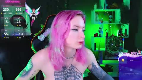 Snapshot of _helencarter chatting on February 2025 11:47:02 PM Helen Carter 3 Next stream 2330 MSC online show from February 2025 11:47:02 PM