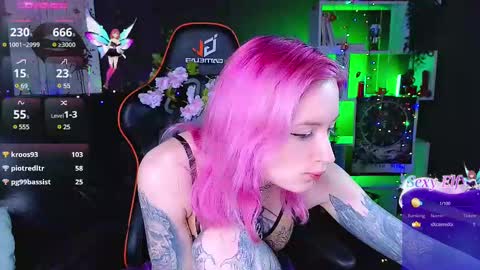 Snapshot of _helencarter chatting on February 2025 02:51:01 AM Helen Carter 3 Next stream 2330 MSC online show from February 2025 02:51:01 AM