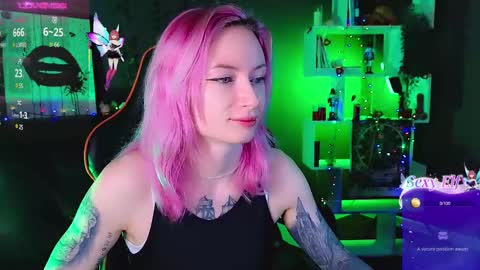 Snapshot of _helencarter chatting on February 2025 08:39:01 PM Helen Carter 3 Next stream 2330 MSC online show from February 2025 08:39:01 PM