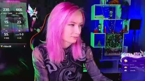 Snapshot of _helencarter chatting on March 2025 08:42:01 PM Helen Carter 3 Next stream 2330 MSC online show from March 2025 08:42:01 PM