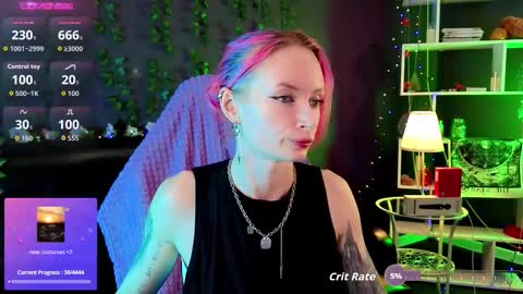 Snapshot of _helencarter chatting on October 2025 08:08:01 PM Helen Carter 3 Next stream 2330 MSC online show from October 2025 08:08:01 PM