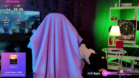 Snapshot of _helencarter chatting on October 2025 08:44:01 PM Helen Carter 3 Next stream 2330 MSC online show from October 2025 08:44:01 PM