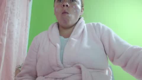 Snapshot of _honey1_ chatting on February 2026 10:47:02 AM Honey online show from February 2026 10:47:02 AM