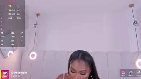 Snapshot of _huge_boobs_ebony chatting on October 2025 07:25:02 PM Darlis online show from October 2025 07:25:02 PM