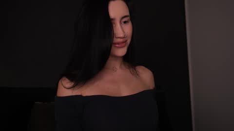 Mary online show from November 2025 06:50:02 PM