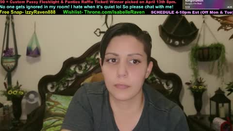 Snapshot of _isabelleraven chatting on April 2026 12:52:02 AM IsabelleRaven online show from April 2026 12:52:02 AM