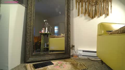  ittybitty online show from February 2025 01:47:02 AM