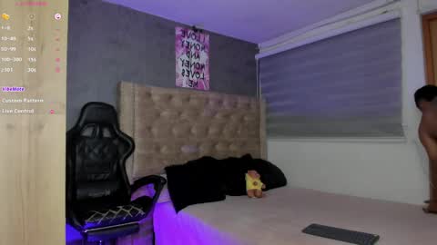 _jackson_brown online show from April 2026 04:43:01 AM