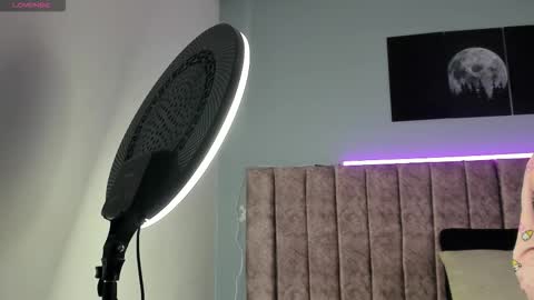 Jasmine online show from January 2026 11:01:02 AM