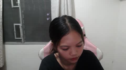 Snapshot of _jennn chatting on April 2026 09:59:02 AM Jen online show from April 2026 09:59:02 AM