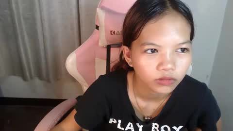 Snapshot of _jennn chatting on May 2026 05:07:02 PM Jen online show from May 2026 05:07:02 PM