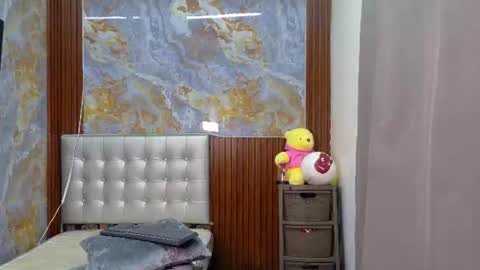 Snapshot of _jessi69_ chatting on June 2026 10:42:01 PM Jesica online show from June 2026 10:42:01 PM