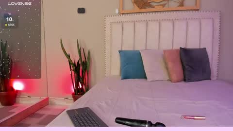 Snapshot of _jireh33_ chatting on February 2025 10:42:02 PM online show from February 2025 10:42:02 PM