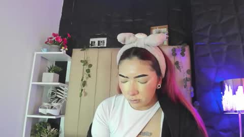 Snapshot of _johana18 chatting on February 2026 01:06:02 PM Mia online show from February 2026 01:06:02 PM