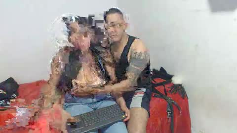 Snapshot of _juegolatino chatting on February 2026 03:10:02 AM Cristal Damian online show from February 2026 03:10:02 AM