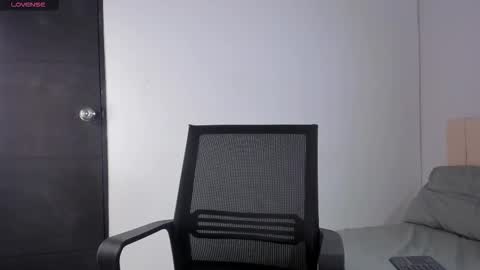 Snapshot of _justin_andrew1 chatting on February 2026 04:38:02 AM justin online show from February 2026 04:38:02 AM