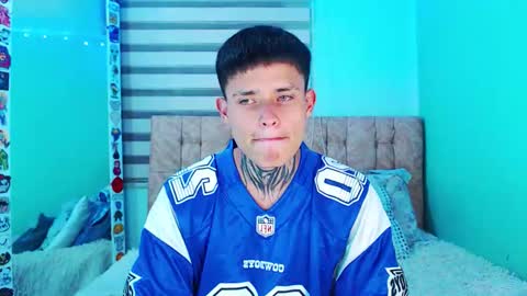 mod online show from December 2025 03:47:02 AM