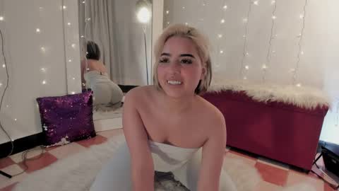 Snapshot of _karine01 chatting on September 2025 04:12:02 AM _karine01 online show from September 2025 04:12:02 AM