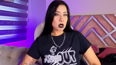 kelly online show from February 2025 06:46:02 PM