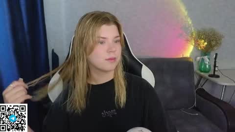 Molly   Emily online show from April 2026 02:06:01 AM