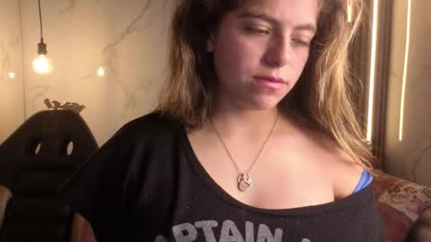 _kitten_1 online show from January 2026 04:39:02 AM