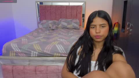 your favorite girl online show from December 2024 02:04:01 AM