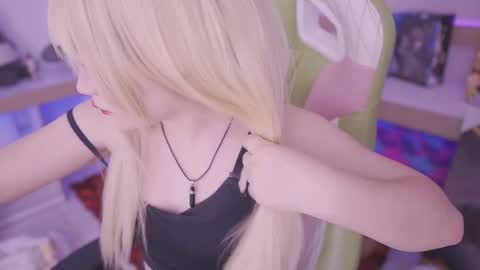 kitty online show from February 2025 10:09:01 PM