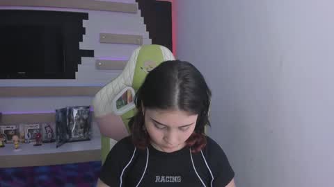 kitty online show from February 2025 06:38:01 PM