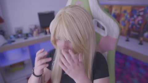 kitty online show from February 2025 06:51:02 PM