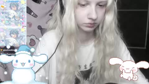  kuro  online show from February 2025 07:27:02 PM