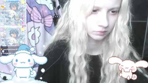  kuro  online show from March 2025 07:02:01 PM