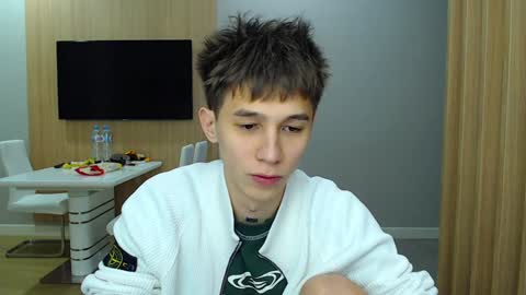 Kurt online show from December 2024 12:20:02 AM