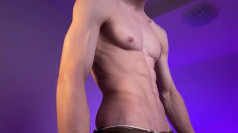 T-1000 online show from February 2025 03:31:01 AM