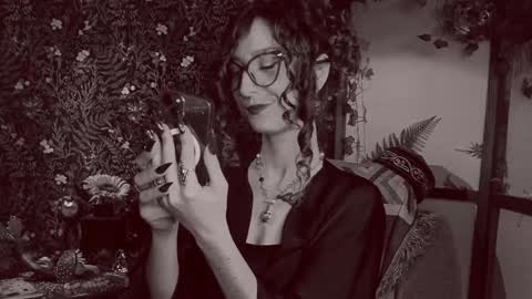 Lady Luna online show from December 2024 12:54:01 AM