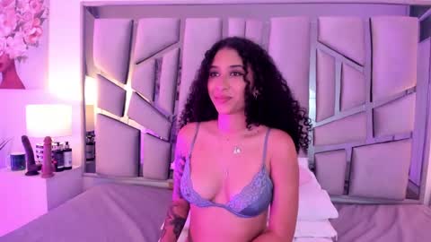 Lanna  online show from January 2025 05:34:01 PM