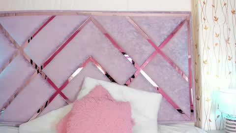 Lanna  online show from February 2025 11:46:01 AM